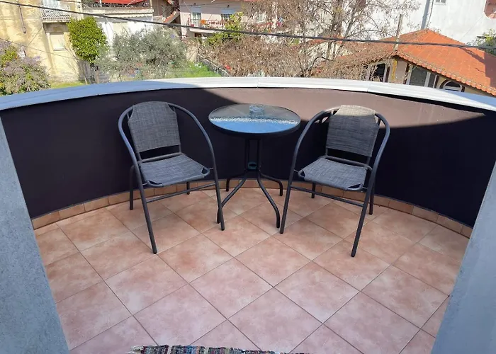 Aretoysa Center Luxury Suites 2