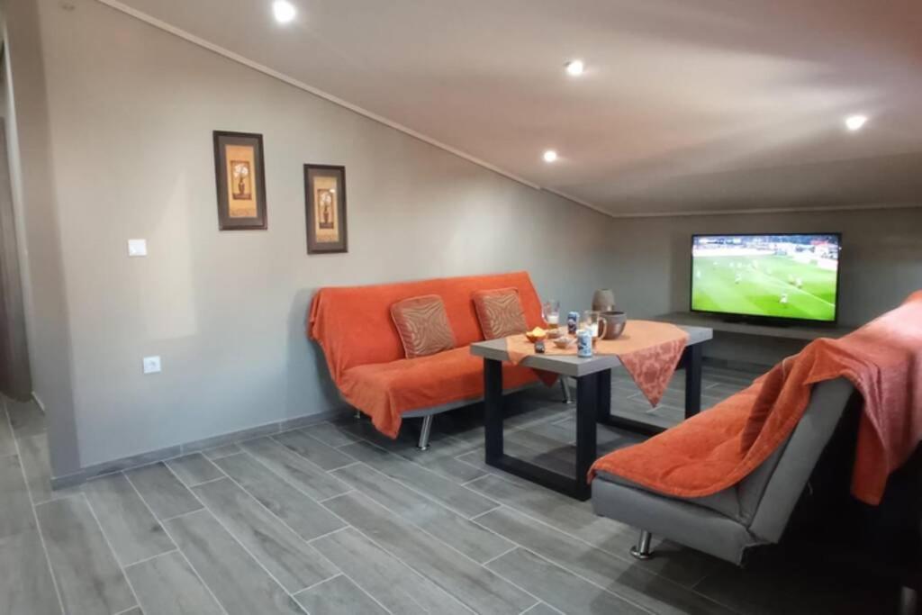 Aretoysa Center Luxury 2 * Néa Péramos